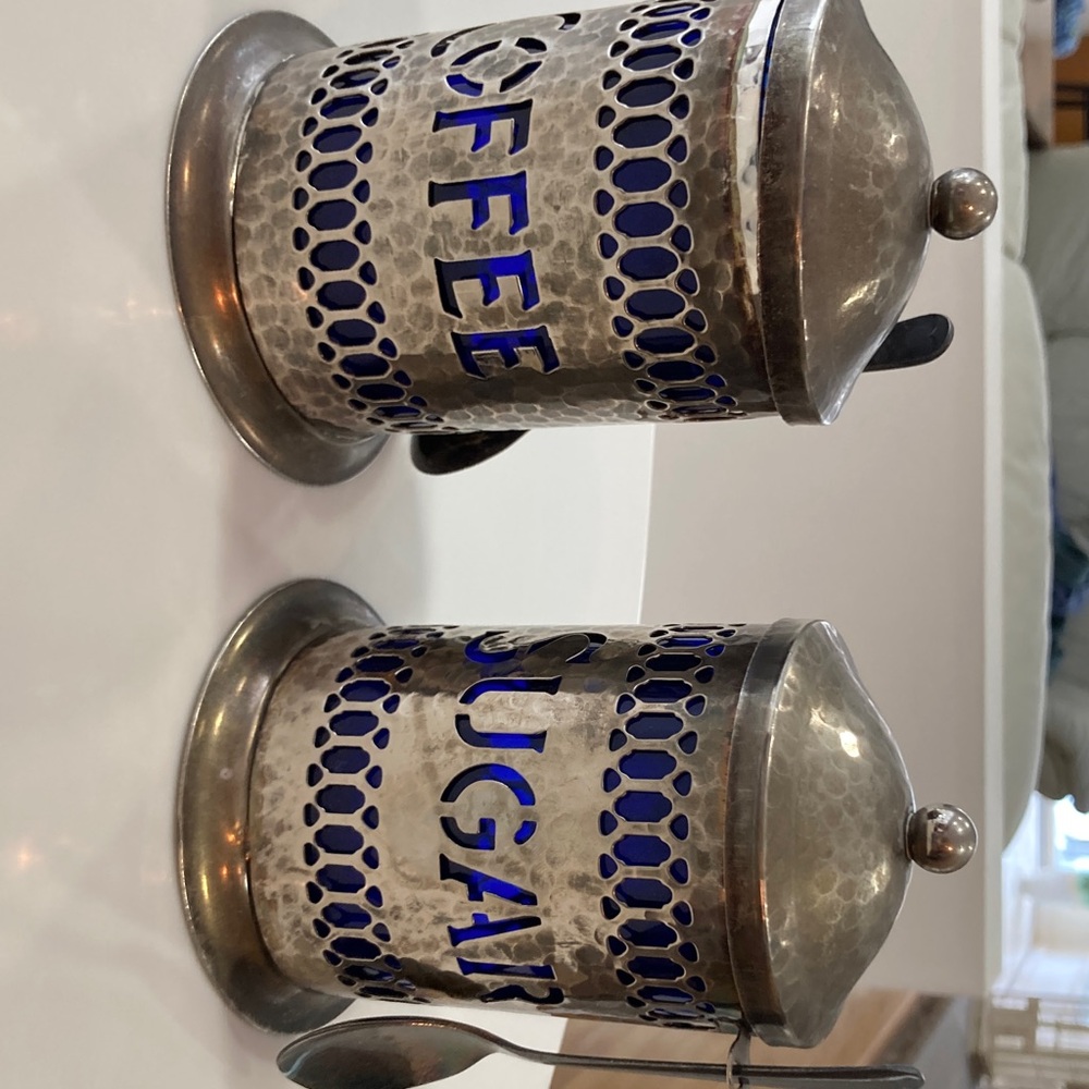 NEVER USED SHEFFIELD ENGLAND VINTAGE SILVERPLATE COFFEE AND SUGAR CANISTERS